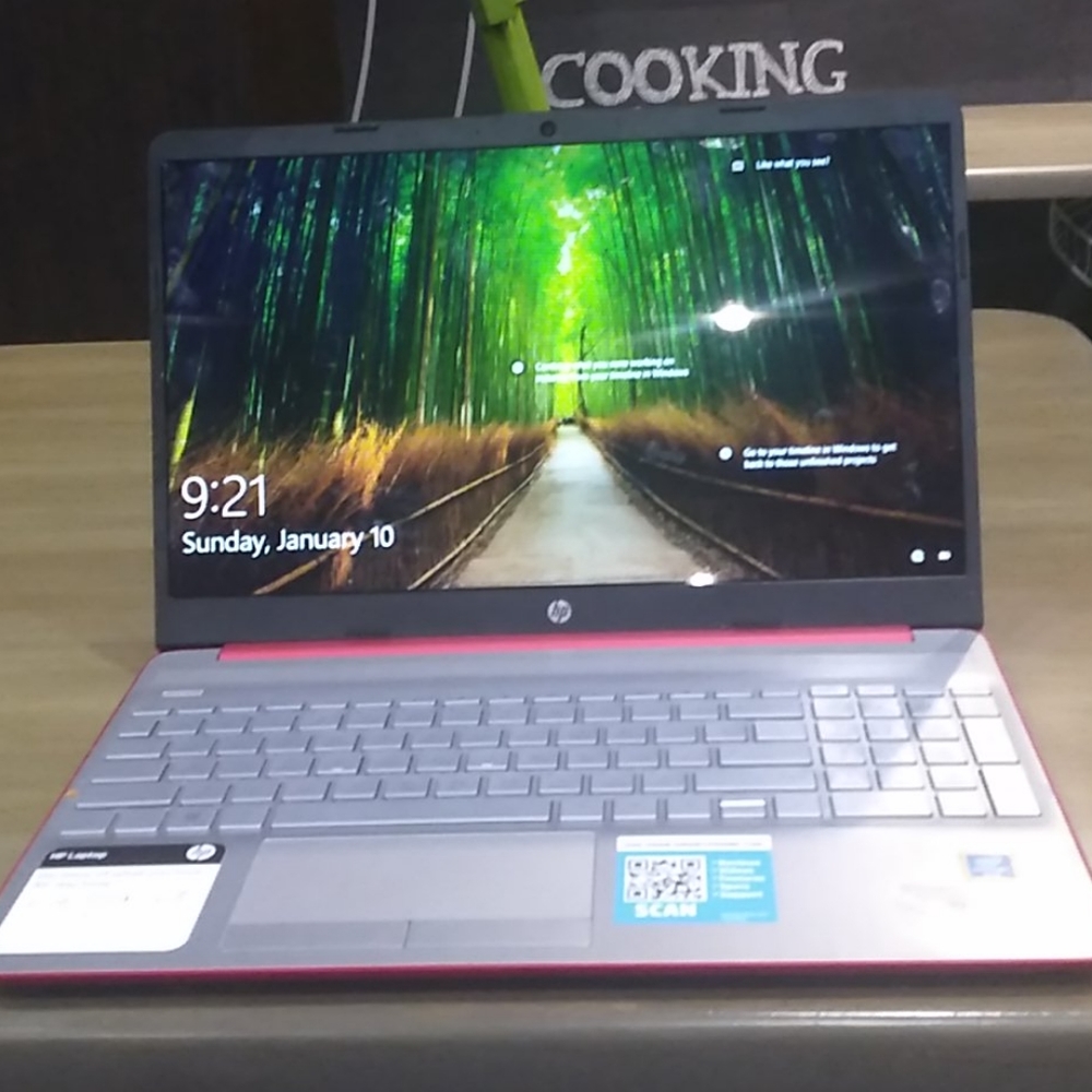Laptop
